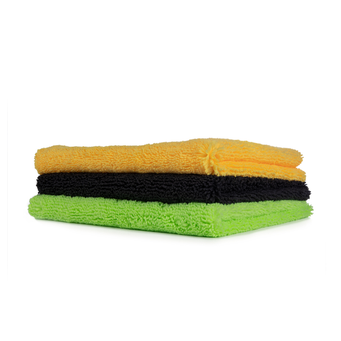Skånsom mikrofiber kluter uten sømmer. 3 forskjellige farger som gjør det enklere å sortere ut ifra arbeidsområde. Passer ypperlig til interiør, lakk og glass. Fjerning av voks eller forsegling. Interiør rens og støv tørking.
